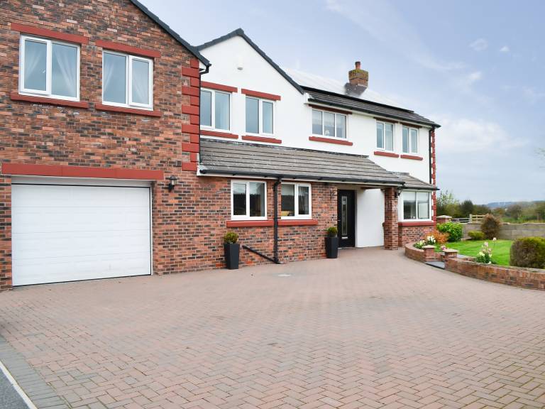 Cottage  Maryport
