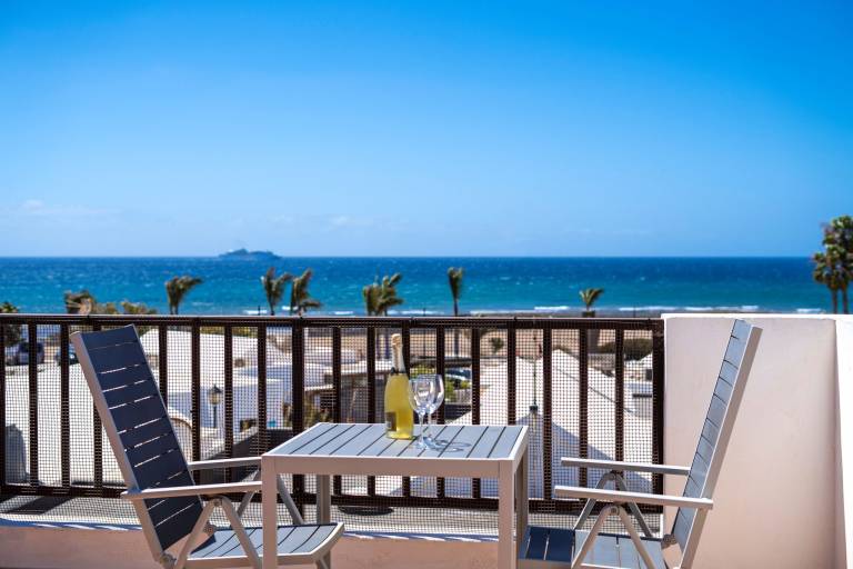 Fully equipped villa with private pool, patio & grill | Close to the beach | Dogs allowed — photo 4