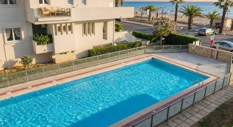 Vacation home with pool in Tortoreto