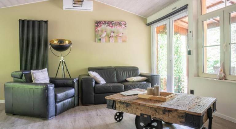 Chalet with hot tub | Pet-friendly in Hasselt