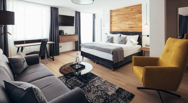 Genusshotel Goldene Rose in Silandro