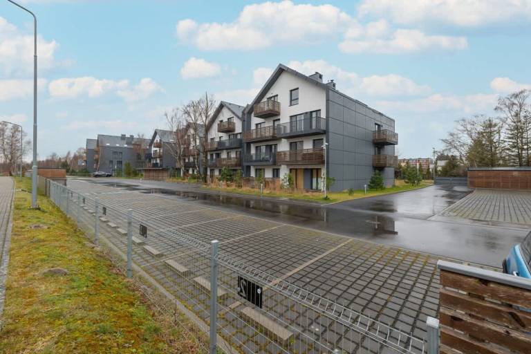 Family-friendly rental apartment with yard | Dogs allowed — photo 3