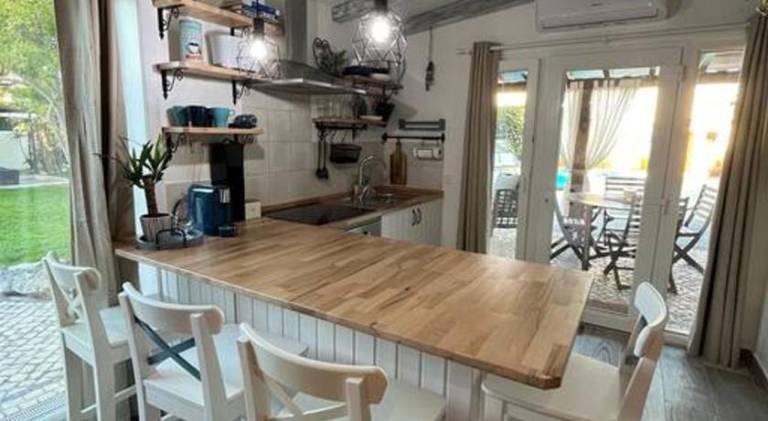 Chalet with yard, private pool & terrace | Good for workation | Pets allowed — photo 4