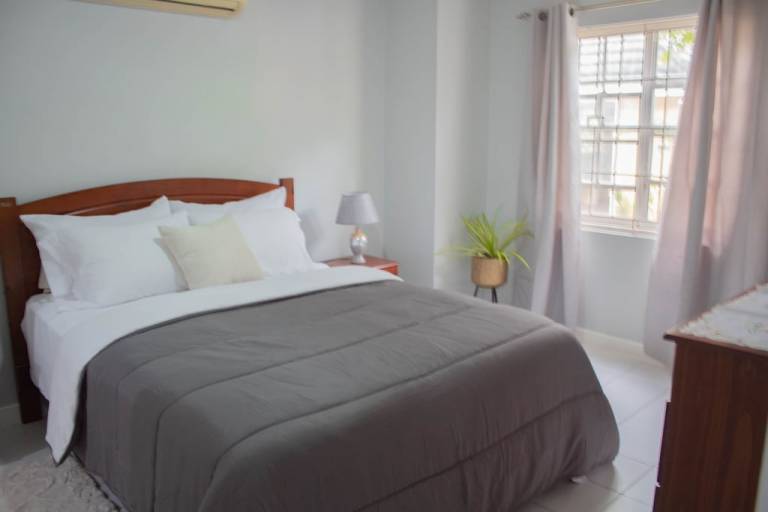 Apartment Kingston