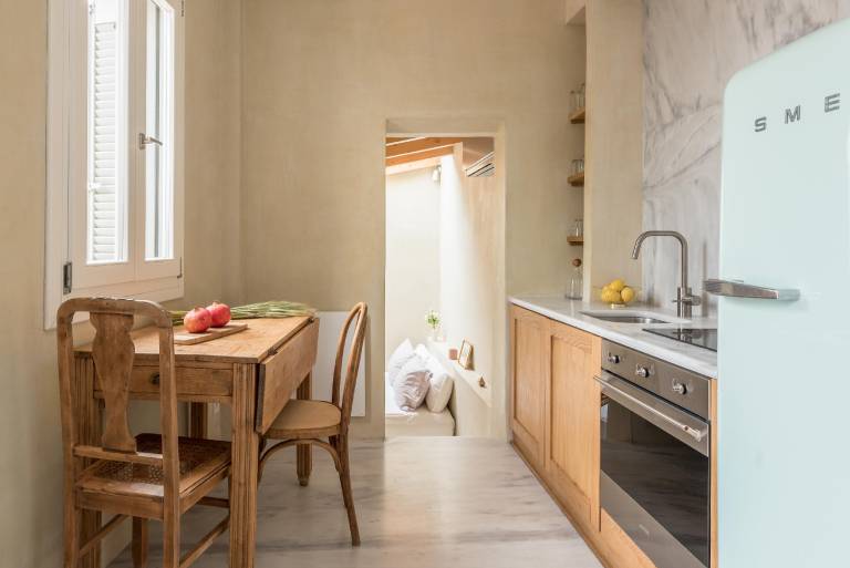 Villa with garden, grill & terrace | Near Acropolis of Athens | Suitable for remote work | Pet-friendly — photo 4