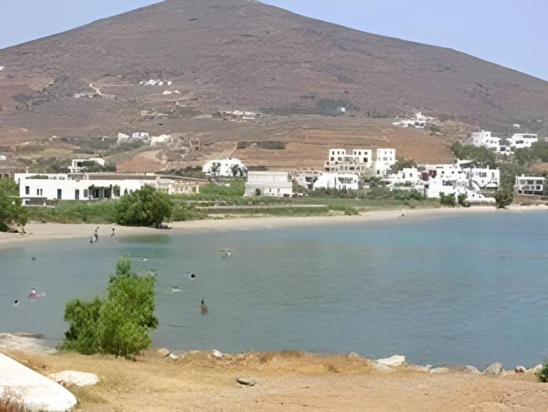 Akrogiali Hotel in Tinos