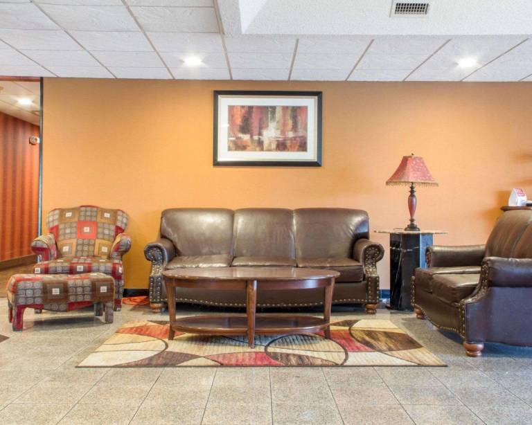 Quality Inn Broken Arrow - Tulsa — photo 4