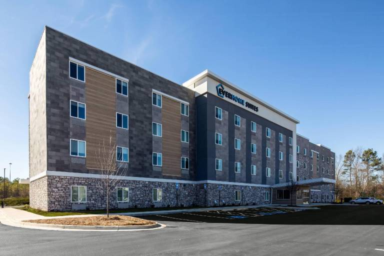 Everhome Suites — photo 5