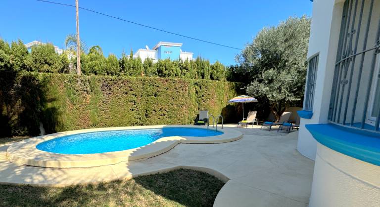 Fully equipped villa with grill, private pool & terrace | Next to the beach | Pets allowed — photo 4