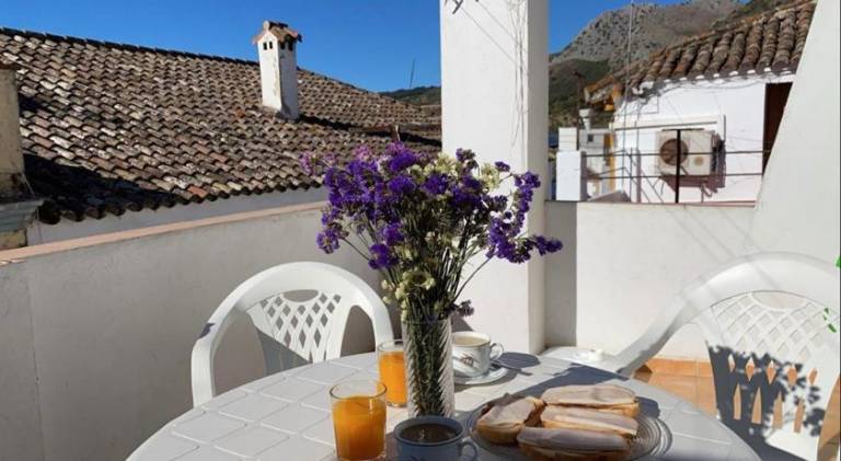 Charming vacation home | Pets allowed — photo 4