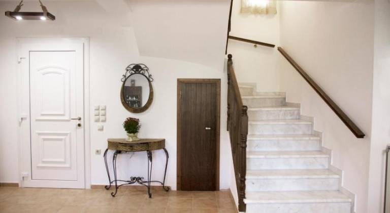 Fully equipped spacious villa with yard, terrace & grill | Good for workation | Pets allowed — photo 5