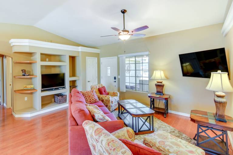 5 Mi to Beach & Golf: Lake Havasu City Home — photo 4