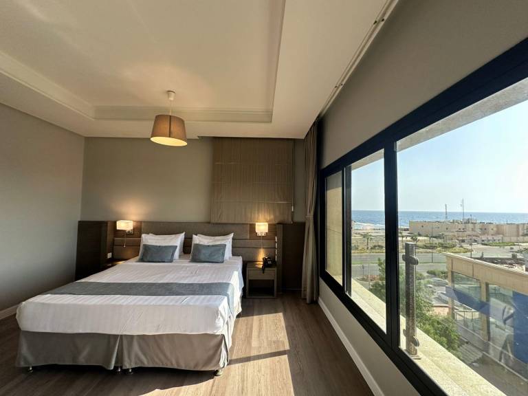 80 m&sup2; Apartment mit Hotelservice