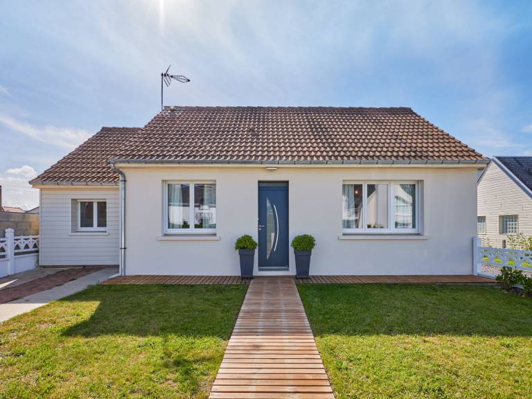 Fully equipped vacation home with terrace & garden | Next to the beach | Pets are welcome — photo 5