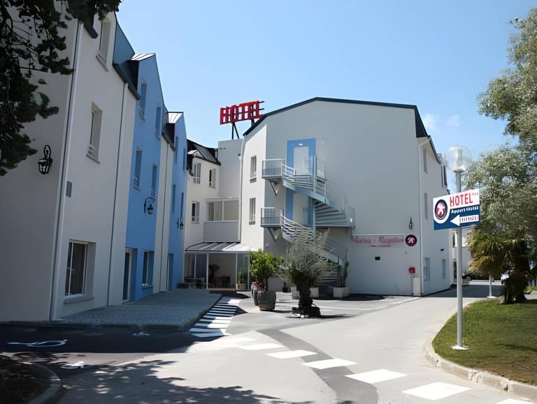 Best Western Hotel & SPA Pau Lescar Aeroport in Lescar