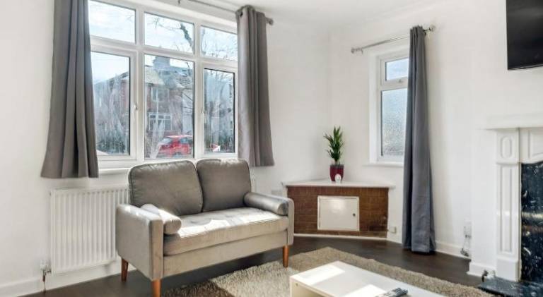 House with 1 room for 6 persons in Birmingham
