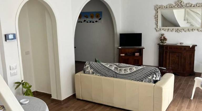 Villa del Limone, Mondello Via deucalione 18, via Miseno 18 — photo 2