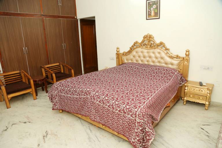 Private room  Chandigarh