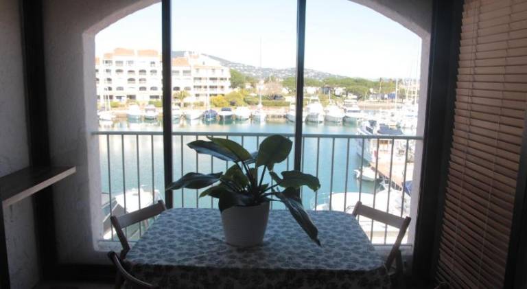 Beautiful apartment with jacuzzi & pool | Close to the beach | Pet-friendly in Cogolin