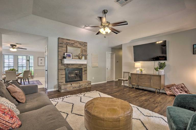 Pet Friendly Bryan Home 5 Mi to Texas A & M