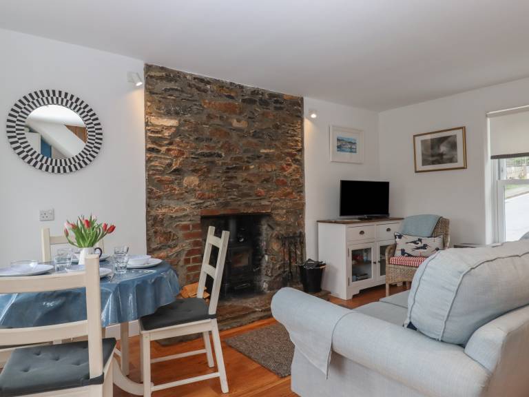 Cottage with garden | Beach view — photo 2