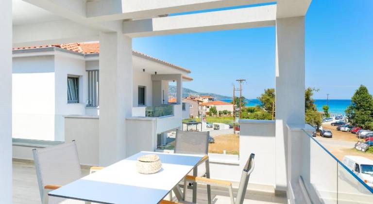 Lovely serviced apartment with terrace | Close to the beach | Pets allowed — photo 4