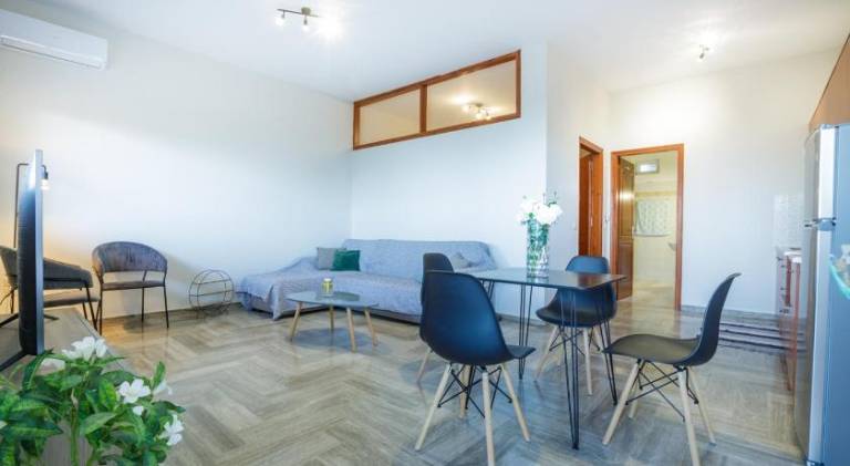 Rental apartment with terrace — photo 5