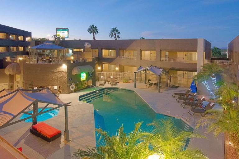 Best Western Yuma Mall Hotel & Suites — photo 2