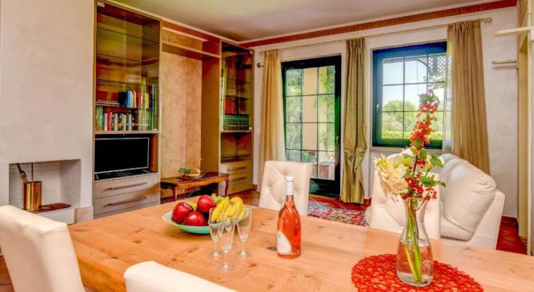 Villa Artemisia Luxury, Pool & Jacuzzi, 300m from Lake Garda — photo 3