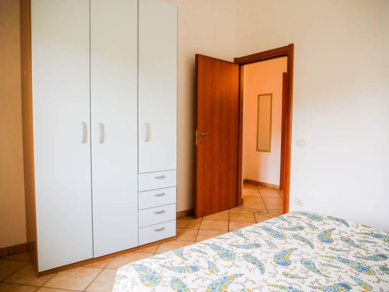 Nice holiday apartment with BBQ, terrace & yard | Pet-friendly — photo 4