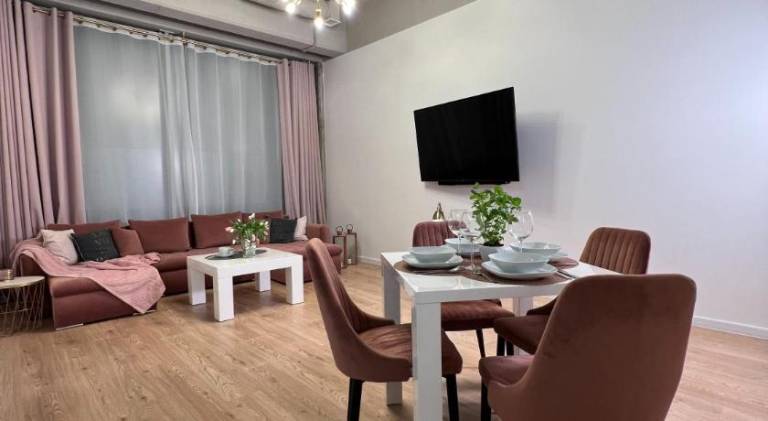Holiday apartment with pool in Miedzyzdroje