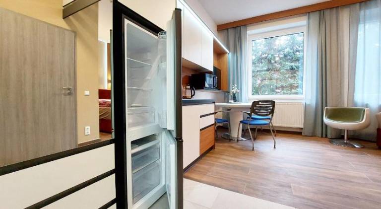Rental apartment with garden — photo 2