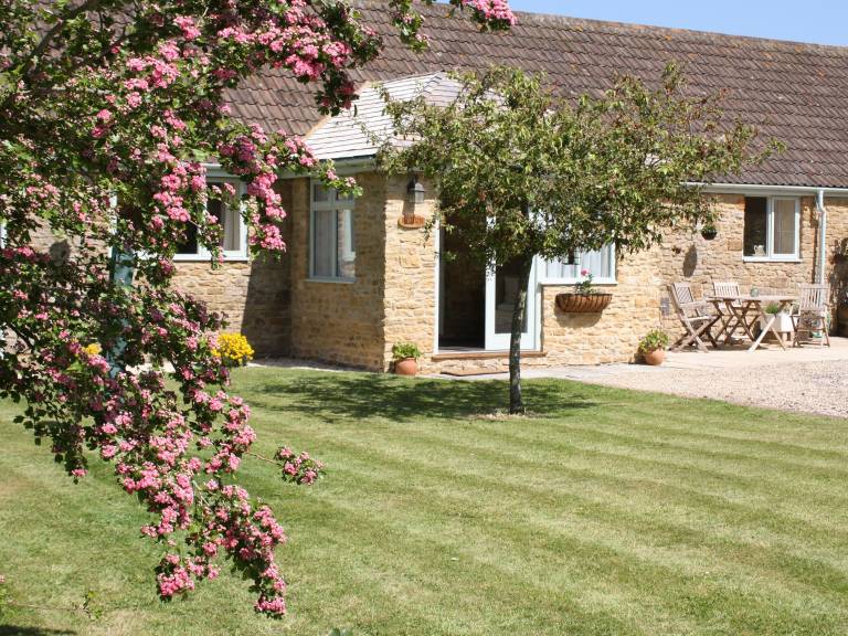 Cottage  South Perrott