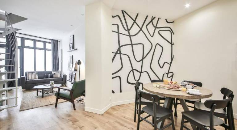 Holiday apartment with 2 rooms for 6 persons in Nanterre
