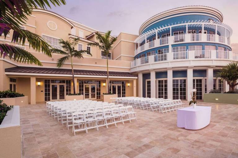 Wyndham Grand Jupiter at Harbourside Place