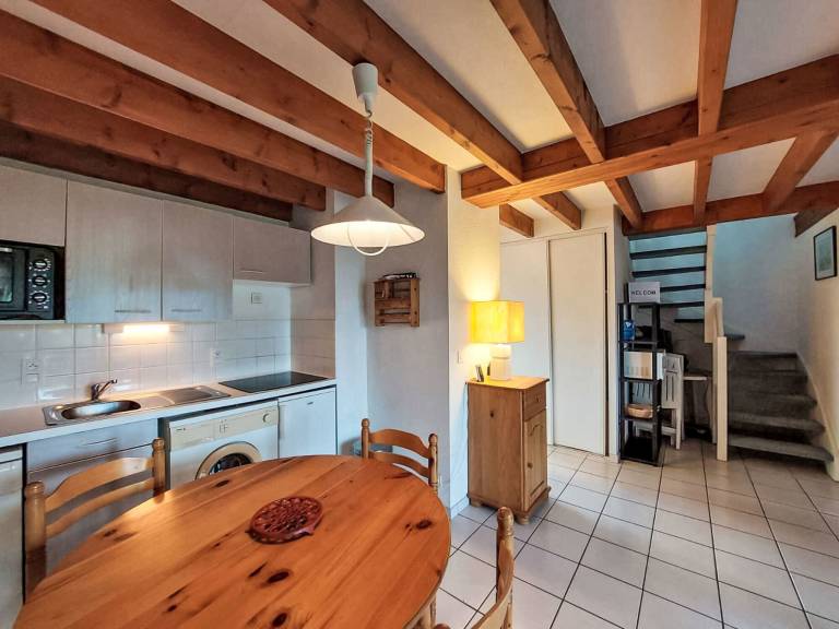 Holiday apartment with pool — photo 3