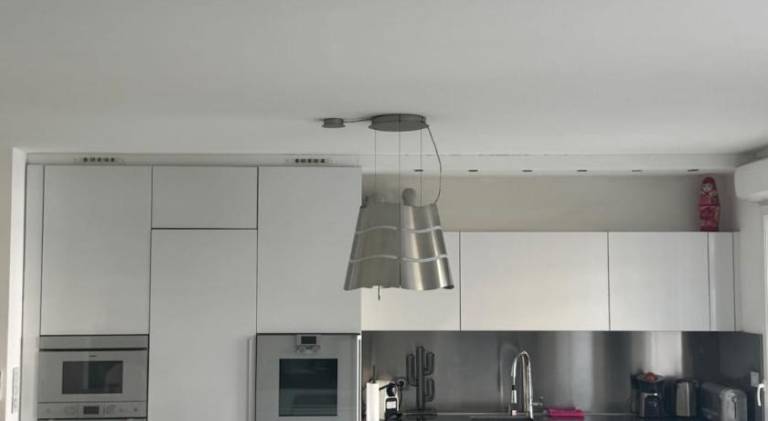 Apartment with pool — photo 4