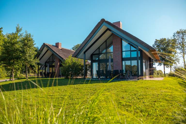 Villa with 5 bedrooms and 2 bathrooms