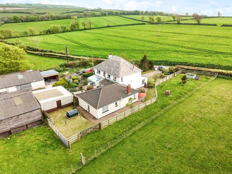 2 Bed in Barnstaple oc 51619