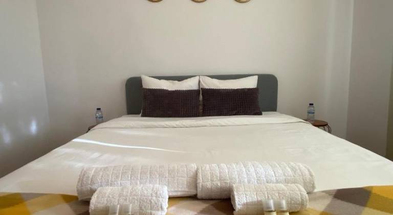 Apartment with 1 room for 4 persons in Almada
