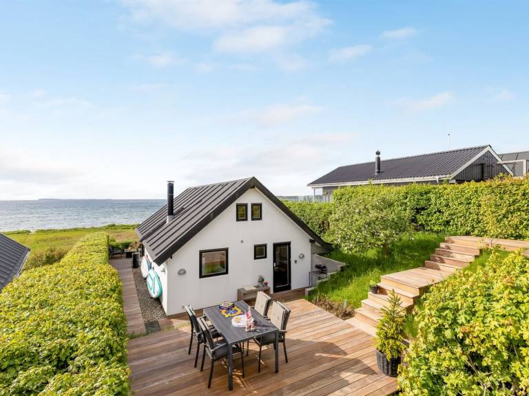 Ferienhaus in Bjert Strand, Grønninghoved Strand f&uuml;r max. 4 Personen