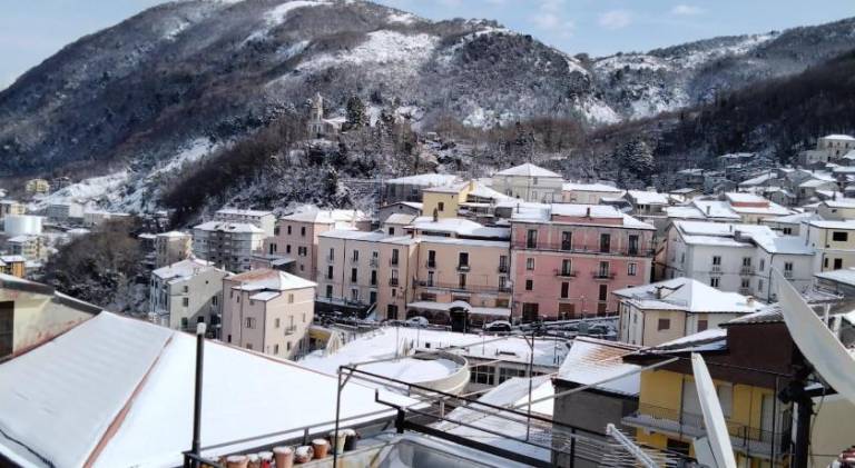 Holiday apartment with patio & garden in Cosenza