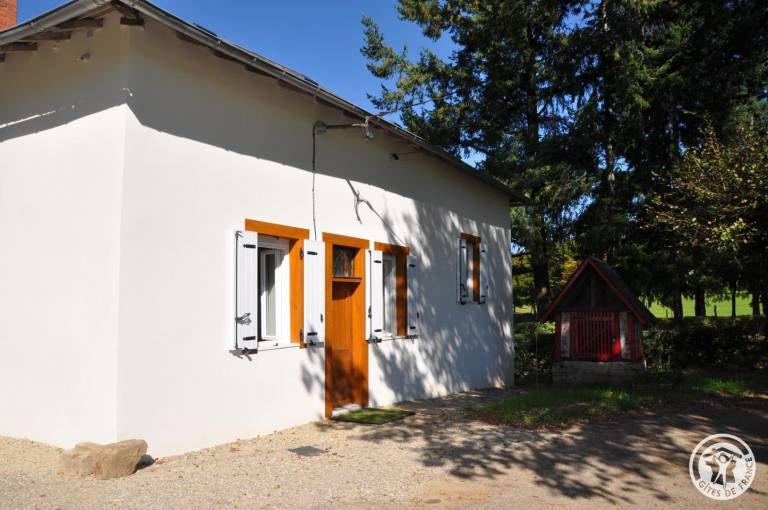 Gite with barbecue & yard | Pet-friendly — photo 4