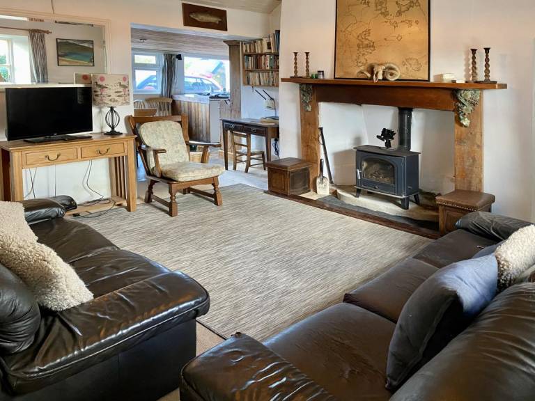 Fully equipped cottage | Water view | Dogs allowed — photo 3