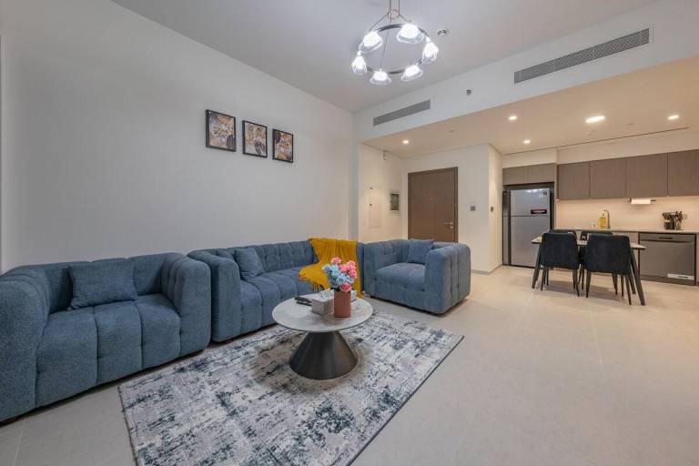 House with barbeque, terrace & pool | Near Burj Khalifa in Dubai