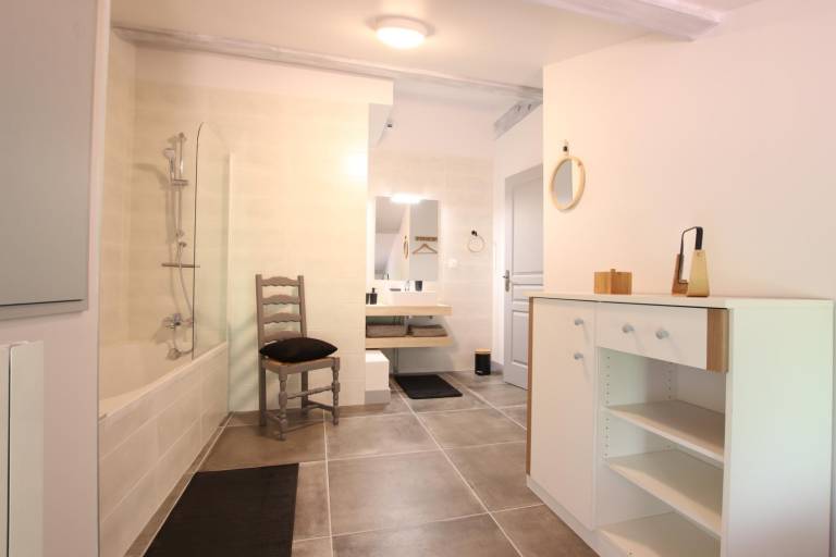 Gite with terrace & yard | Pets allowed — photo 5