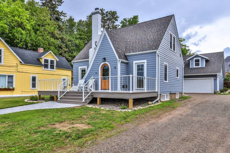 House  Minocqua