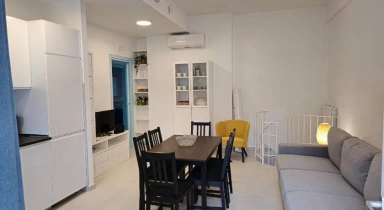 Fully equipped beautiful holiday apartment with yard | Beach nearby | Suitable for remote work | Pets are welcome in Gaeta