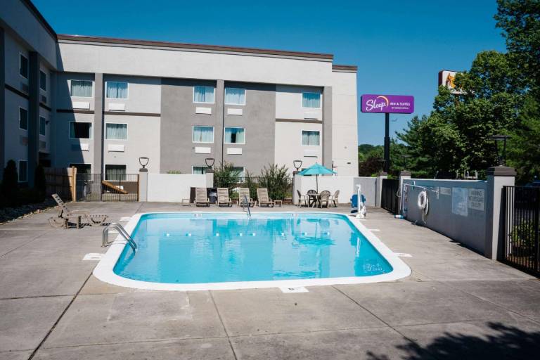 Sleep Inn & Suites West Knoxville in Farragut, TN