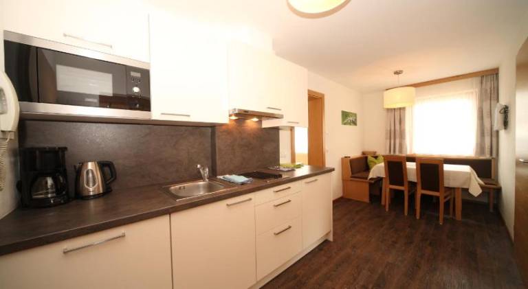 Lovely rental apartment with sauna, garden & terrace | Close to the ski | Pets allowed — photo 3